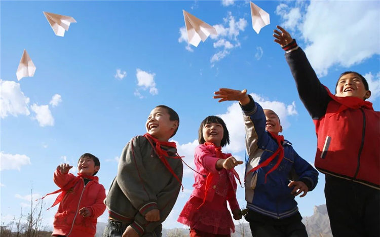 愛心助學·筑夢未來|把愛的種子種在春天里